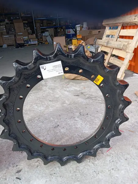 Шестерня ведущая (звездочка) CDM6225
