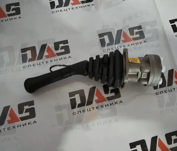 Сервоклапан управления (джойстик) правый CDM6060 оригинал