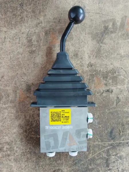 Сервоклапан управления (джойстик) CDM6150W оригинал