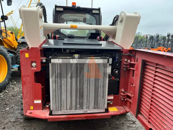 Мини-погрузчик Lonking CDM315T купить в Омске