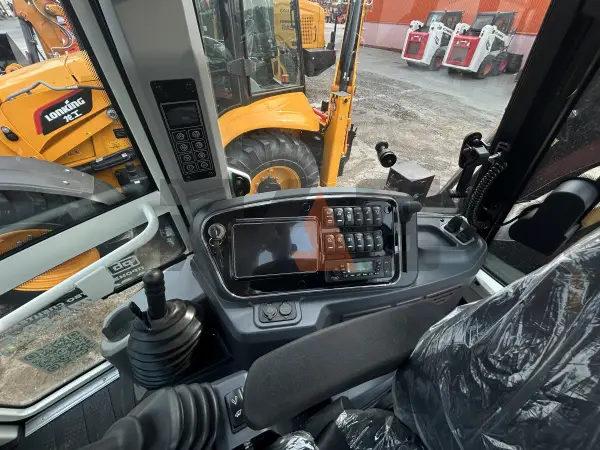 Экскаватор-погрузчик Профессионал PB991S купить в Омске