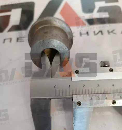 Фиксатор уха пальца 39х25-М16