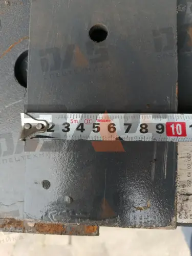 Нож ковша внутренний 84C оригинал