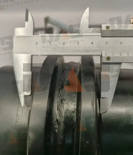 Каток гусеничный CDM6060 оригинал