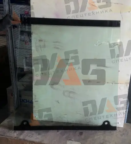 Стекло кабины лобовое (70х92х90) SDLG LG936