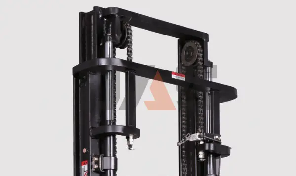 Штабелер с площадкой для оператора EP ES16-RS Professional Li-Ion (1600 кг) купить в Омске