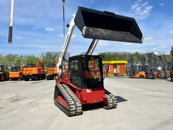 Мини-погрузчик Lonking CDM315T купить в Омске