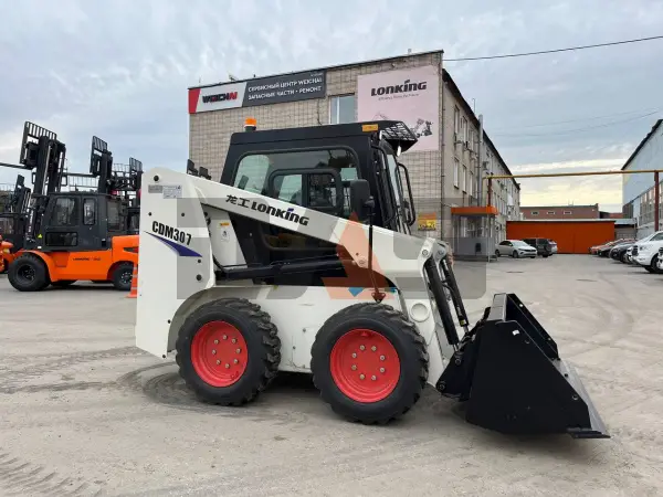 Мини-погрузчик Lonking CDM307 купить в Омске
