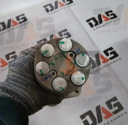 Сервоклапан управления (джойстик) правый CDM6060 оригинал